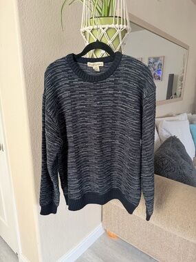 Munsingwear Men's Black and Gray Marled Crewneck Sweater